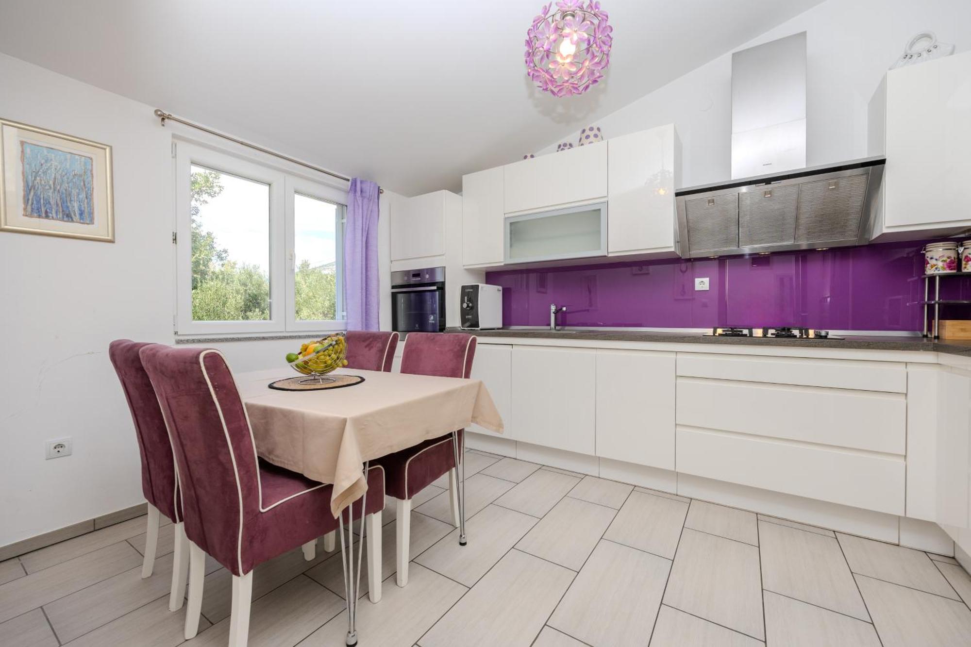 Casa Felice Apartments-Holiday Home Каштела Экстерьер фото