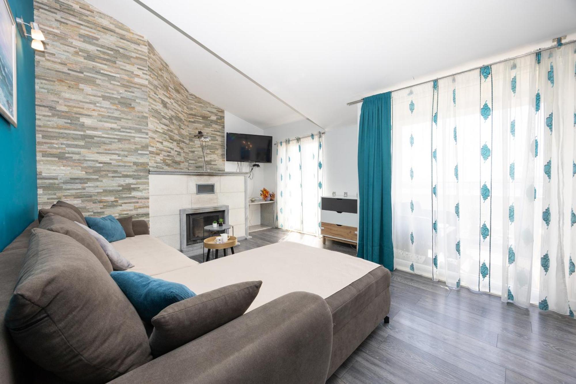 Casa Felice Apartments-Holiday Home Каштела Экстерьер фото