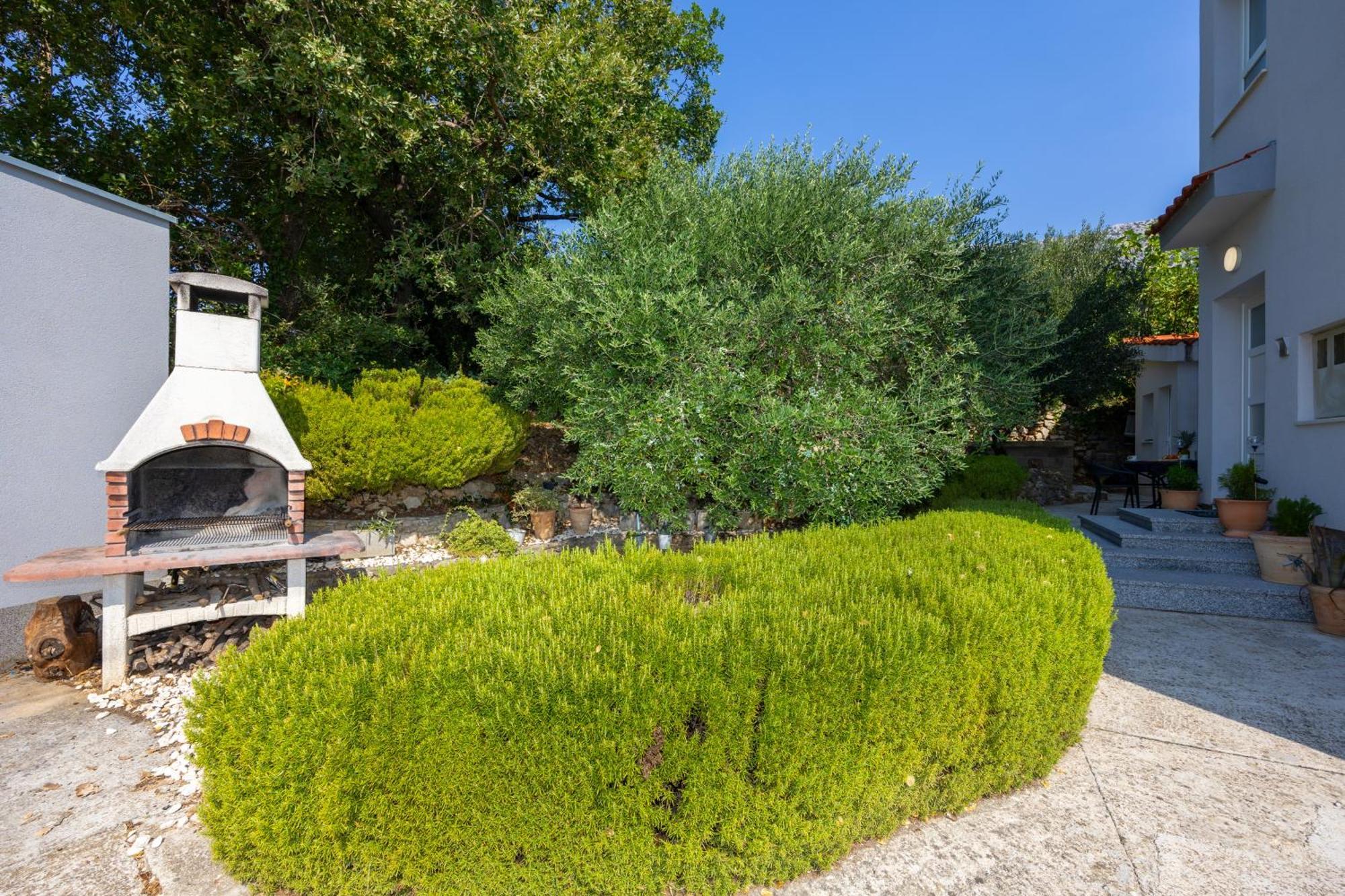 Casa Felice Apartments-Holiday Home Каштела Экстерьер фото